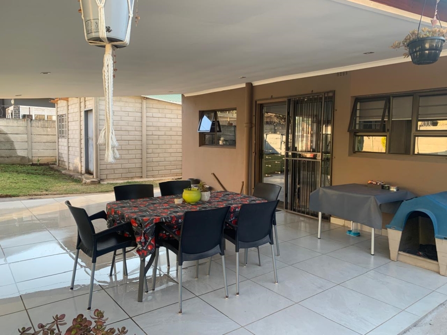 3 Bedroom Property for Sale in Bodorp North West